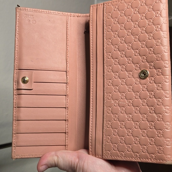 Gucci Wallet Bi-fold mini GG's EUC - Picture 7 of 11